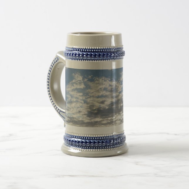 Schöne Wolken Grau / Blau 22 oz Stein Bierglas (Vorderseite Links)