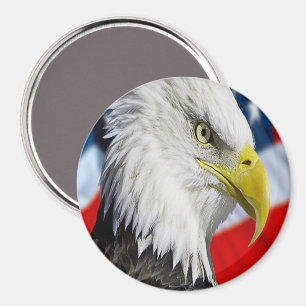 Schöner Adlerkopf und eine amerikanische Flagge 1 Magnet