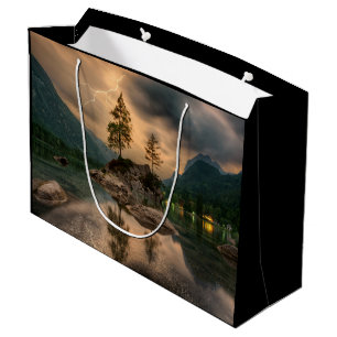 Schöner Bergsee, Abendfoto Große Geschenktüte
