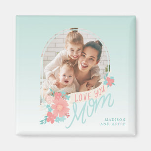 Schöner Blumenbogen zum Foto für die Mama Magnet