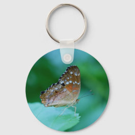 Schöner Danaus Plexippus Butterfly auf dem Leaf. Schlüsselanhänger