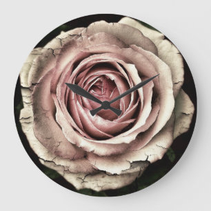 Schöner gestörter Blick blassrosa Rosenuhr Große Wanduhr