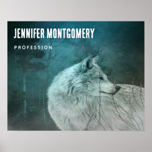 Schöner grauer Wolf in einem dunklen Wald Poster