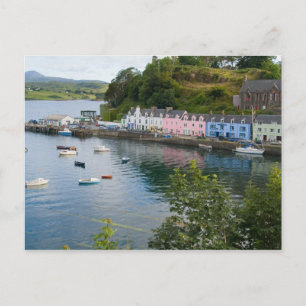 Schöner Hafen und Segelboote mit Spiegelungen in 2 Postkarte