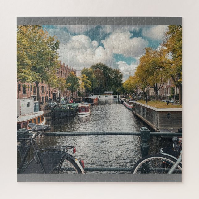 schöner Kanal unter bewölktem Himmel Puzzle (Vertikal)