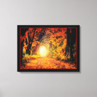 Schöner, magischer Herbstwald