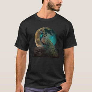schöner majestätischer Pfau im Mondschein 1 T-Shirt