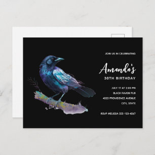 Schöner Raven auf einem Baumzweig zum Geburtstag Einladungspostkarte
