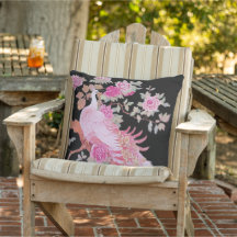 Schöner rosa Farbenfeder Peacock Blumengarten