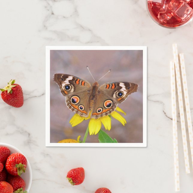 Schöner Schmetterling auf der Gelben Blume Serviette (Beispiel)