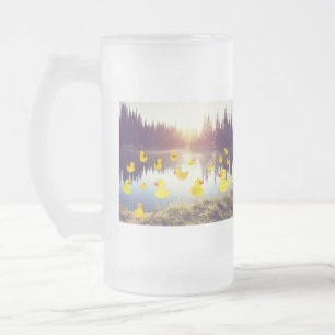 Schöner See im Sonnenaufgang mit Plastiktüte Mattglas Bierglas