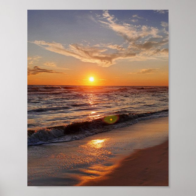 Schöner Sonnenuntergang am Strand  Poster (Vorne)