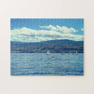 Schöner Tag beim Segeln auf einem Segelboot am See Puzzle