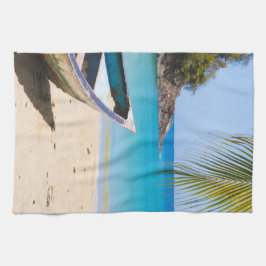 Schöner tropischer Strand mit Rowboat Geschirrtuch