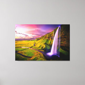 Schöner Wasserfall bei Sonnenuntergang Naturfotogr Leinwanddruck