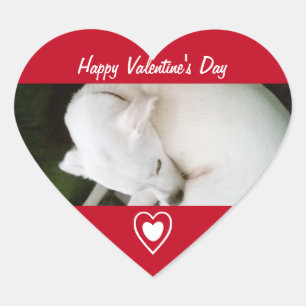 Schöner weißer Welpenhund schlafend Red Heart Herz-Aufkleber