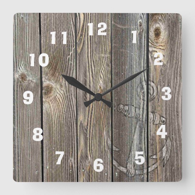 Schönes altes Holz aussehende Uhr mit weißem Anker (Vorderseite)
