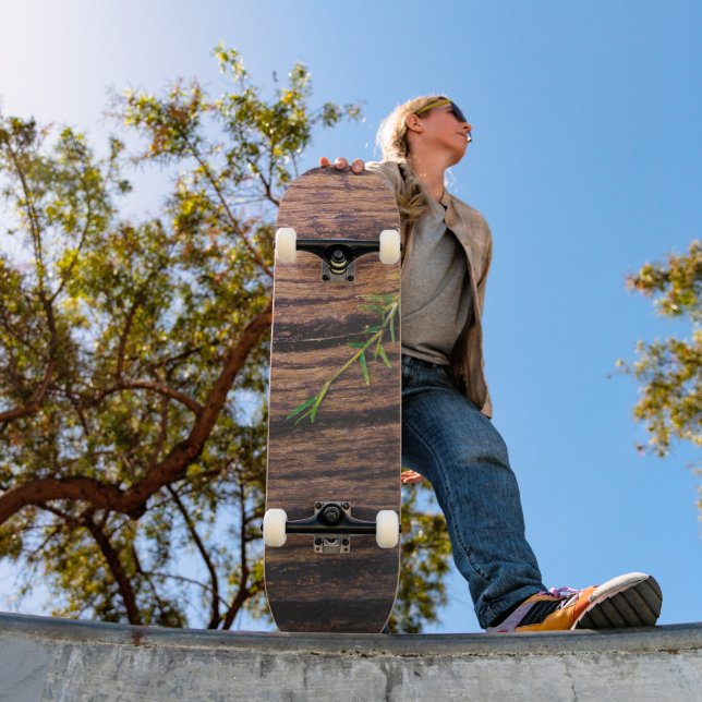 schönes altes Holz Skateboard (Außen 1)