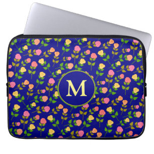 Schönes blaues Rosenmuster Monogramm Laptopschutzhülle