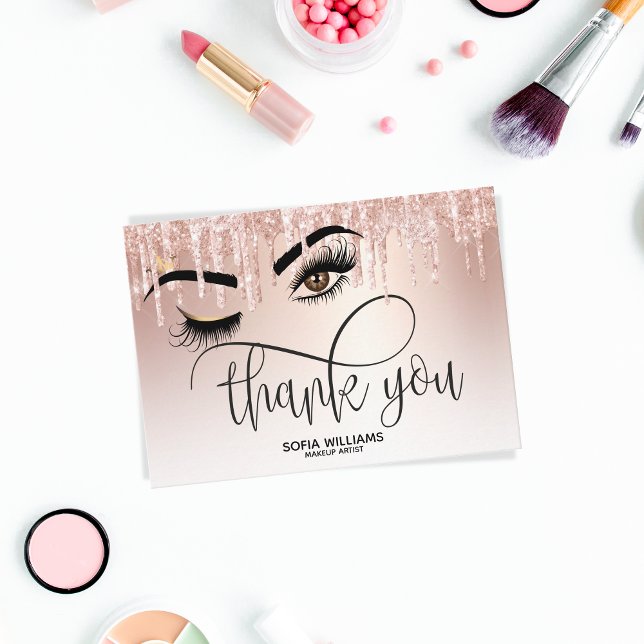 Schönes braunes Auge mit goldener Kronenpflege Empfehlungskarte (Von Creator hochgeladen)