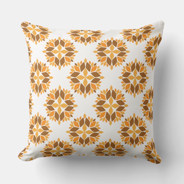 schönes braunes Blumenkissen Kissen (Vorderseite)