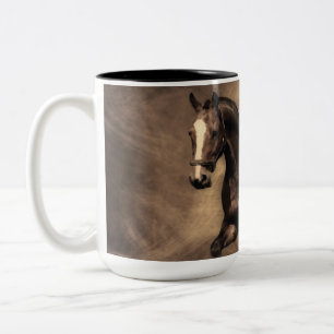 Schönes, braunes Pferdekissen Zweifarbige Tasse