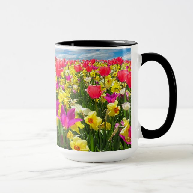 Schönes buntes Tulpe-Feld Tasse (Rechts)