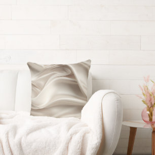 Schönes Champagner-Gold Romantischer Faux-Satin  Kissen