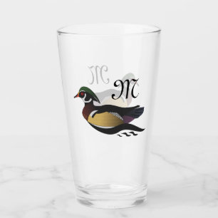 Schönes Duckbad aus Holz Glas