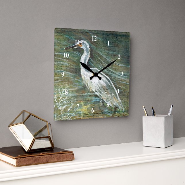 Schönes Egret Shorebird Wading Quadratische Wanduhr (Egret shorebird wall clock from Jenn's Emporium. )
