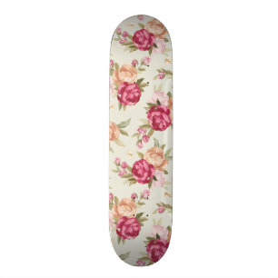 Schönes Farbpfingstrosenmuster auf Grün Skateboard