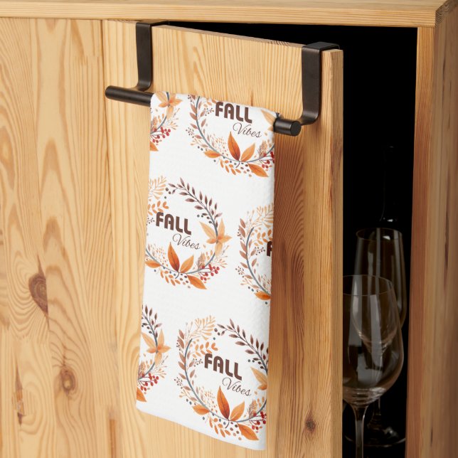 Schönes Herbstlaub Muster | Fall Vibes White Geschirrtuch (Drittel gefaltet)