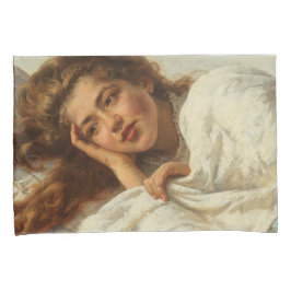 Schönes Mädchen liegt im Bett mit rotem Haar Kissenbezug