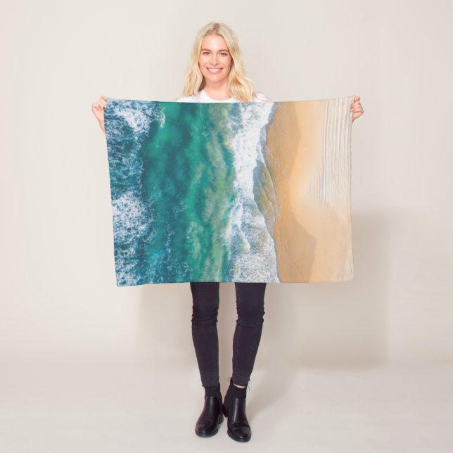 Schönes Meer mit kristallklarem Wasser Fleecedecke (Beispiel)