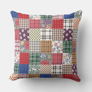 Schönes mehrfarbiges Patchwork-Quiltmuster Kissen