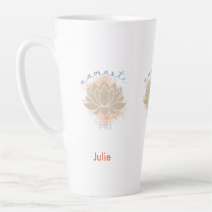 Schönes Namenswort und Lotus Design Milchtasse