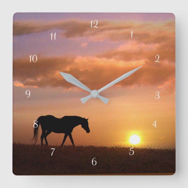 Schönes Pferd und Sonnenaufgang Morgens Quadratische Wanduhr (Vorderseite)