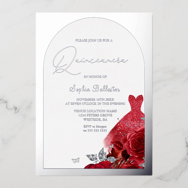 Schönes Rotes Kleid Blush Bloral Quinceanera Silve Folieneinladung (Vorderseite)