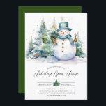 Schönes Snowman Holiday Open House Einladung<br><div class="desc">Feiern Sie die festliche Jahreszeit mit unserer charmanten Ferienhaus-Einladung mit einem reizvollen Schneemann, der stolz vor einem üppig grünen Pinienwald stehend ist. Dieses skurrile Design vereint das Wesen der Winterfreude und macht sie zum idealen Ort, um Freunde und Familie zu Ihrer saisonalen Ansammlung einzuladen. Die lebhaften Farben und die fröhlichen...</div>