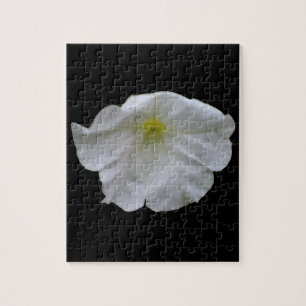 Schönes weißes Petunia-Puzzle Puzzle