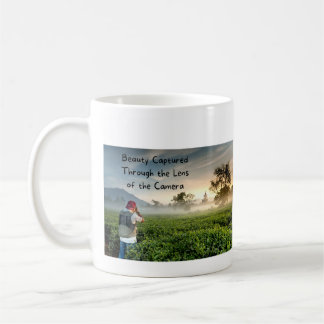 Schönheit durch die Linsen der Kamera aufgefangen Kaffeetasse