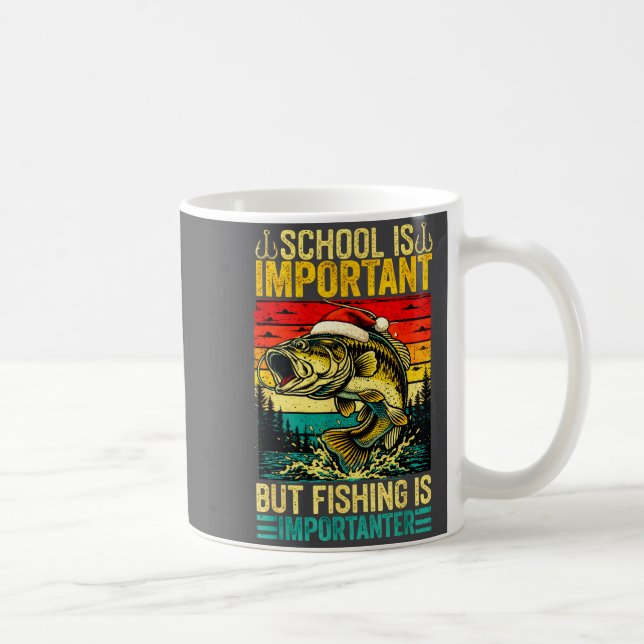 School Is Imrtant But Fishing Funny Christmas Fish Kaffeetasse (Rechts)