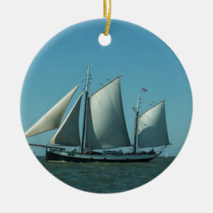 Schooner in Meer Keramik Ornament