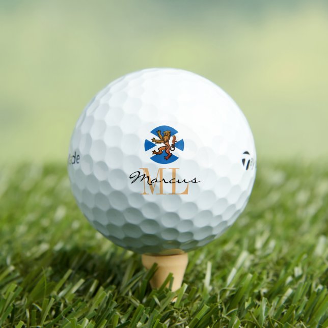 Schottische Flagge Mit Monogramm, Rampant & Schott Golfball (Insitu T-Shirt)