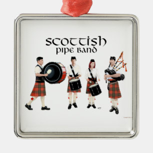 Schottische Pipe Band - Rote Kilts Ornament Aus Metall