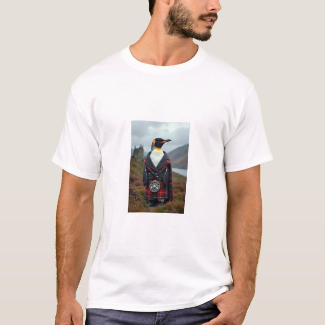 Schottischer Penguin in einem Kilo T-Shirt (Vorderseite)