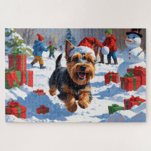 Schottischer Terrier läuft durch Schnee mit Weihna Puzzle