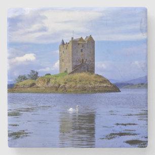 Schottland, Highland, Wester Ross, Loch Linnhe.A Steinuntersetzer