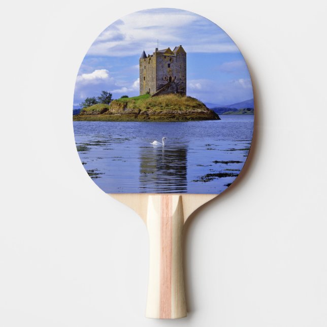 Schottland, Highland, Wester Ross, Loch Linnhe.A Tischtennis Schläger (Vorderseite)
