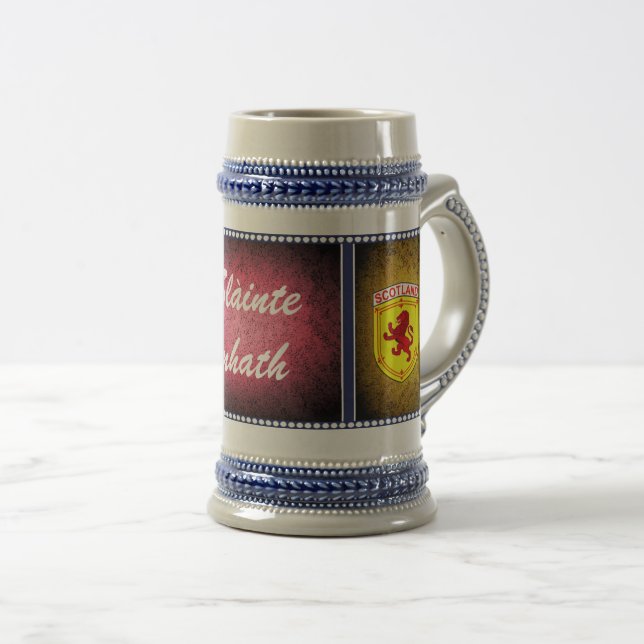Schottland, Rampant Löwe, Flagge, Slainte Mhath Bierglas (VorderseiteRechts)